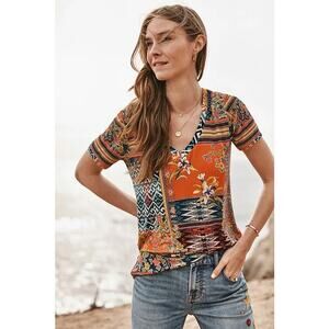 Johnny Was Allie Flower Favorite Printed V Neck Short Sleeve Tee Women's Small